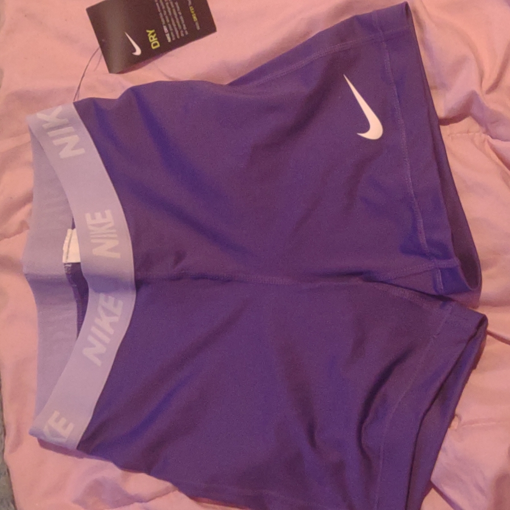 Nike dry fit small training shorts NWT